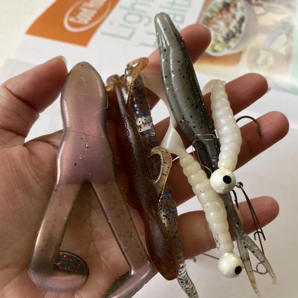 New Lot 5 pcs Kinds of Fishing Lures Crankbaits Hooks Minnow Baits frogs soft - Picture 5 of 5